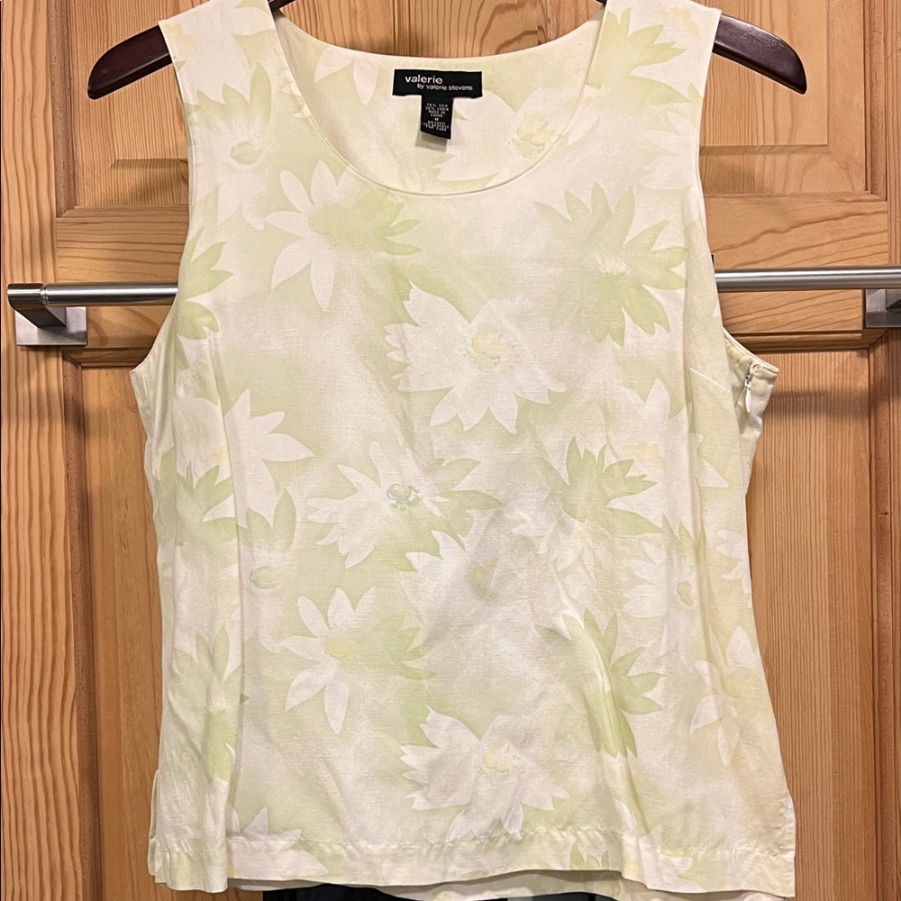 Valerie Stevens Light Green Floral Silk Tank Top Sz M